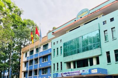 Ngủ một giấc trên xe khách, nam sinh tá hỏa khi bị chở đến gần biên giới Campuchia