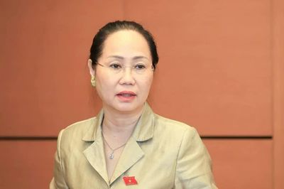 Bộ trưởng Bộ VHTT&DL: Ưu tiên quỹ đất cho văn hóa, giải quyết tình trạng 'đô thị chỉ toàn nhà san sát'