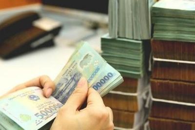 Ngân hàng Nhà nước yêu cầu giảm tối thiểu 0,5%/năm lãi suất tiền gửi bình quân
