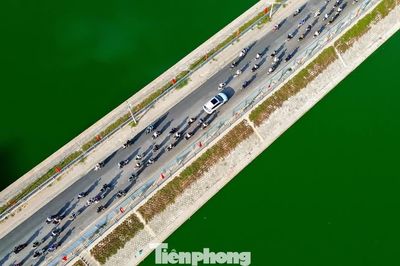 Không một bóng cây trên con đường 'độc nhất vô nhị' Hà Nội