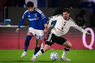 MU thua tan tác trước đội bóng nhỏ bé của Italia