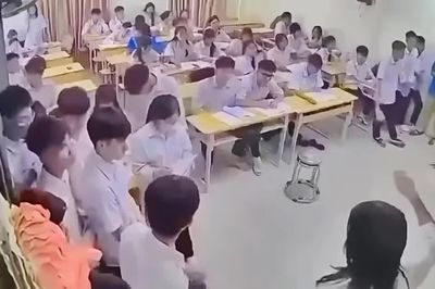 Cô giáo bị học sinh đánh vào mặt thương tích 12%