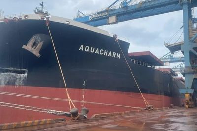 Tàu hàng 182.000 tấn đâm va cầu cảng Dung Quất bị bắt giữ