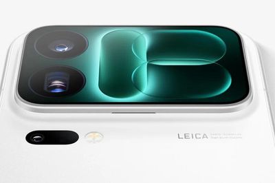 Xiaomi 18 Pro Max lộ giá 'sốc' 2.000 USD: Đắt hơn cả iPhone Pro Max cao cấp