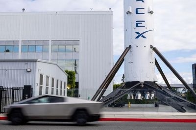 Elon Musk tham vọng sáp nhập SpaceX và Tesla, tạo ra siêu đế chế 3.600 tỷ USD