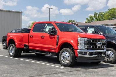Ford triệu hồi hơn 100.000 xe bán tải vì đồng hồ báo sai tốc độ thực tế