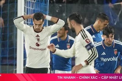 Chuyện gì đang xảy ra với Man Utd?
