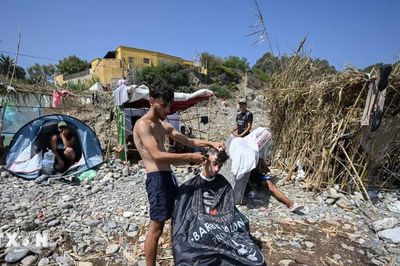 Italy và Tây Ban Nha dỡ bỏ kiểm soát biên giới