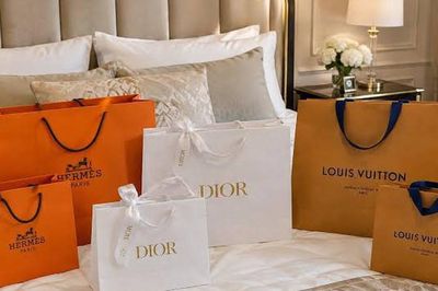 Tài xế lẻn vào phòng ngủ bà chủ trộm 31 túi xách hàng hiệu trị giá 8,5 tỷ đồng