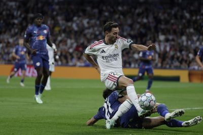 Đè bẹp Leipzig 4-1, Real Madrid thị uy trước El Clasico