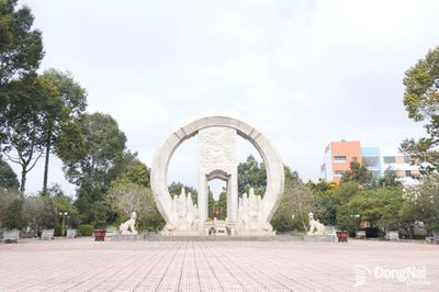 Những chứng tích không phai