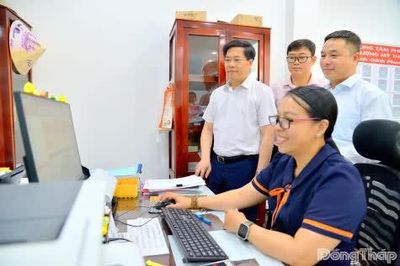 Đoàn kiểm tra của Bộ Nội vụ làm việc với tỉnh Đồng Tháp về công tác cải cách hành chính
