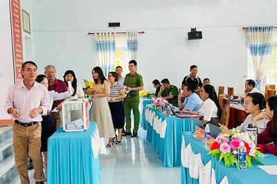 Xã Hra phát động Tháng cao điểm “Vì người nghèo”