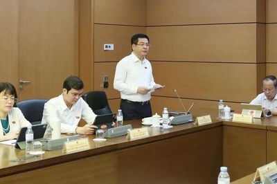 Hoàn thiện quy định pháp luật về đất đai, nhà ở, bảo đảm quyền lợi người dân