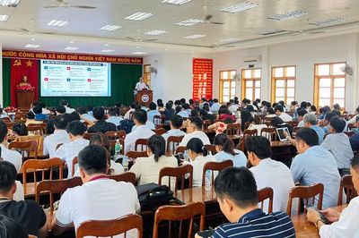 Tập huấn nâng cao năng lực tổ chức hoạt động Đoàn, Hội, Đội và giáo dục kỹ năng cho học sinh