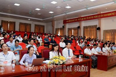 Khai mạc kỳ thi tuyển dụng công chức cơ quan Đảng, Mặt trận Tổ quốc cấp tỉnh, cấp xã đợt 2 năm 2026