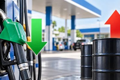 Giá xăng giảm mạnh hơn 1.800 đồng/lít, dầu đồng loạt tăng