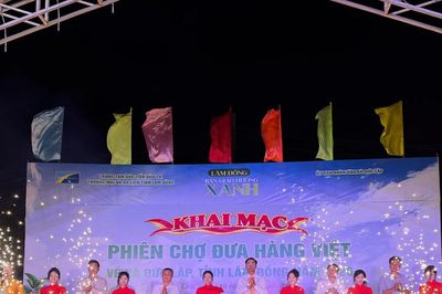 'Cầu nối' giữa người tiêu dùng - doanh nghiệp