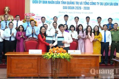 UBND tỉnh Quảng Trị hợp tác phát triển du lịch với Saigontourist Group