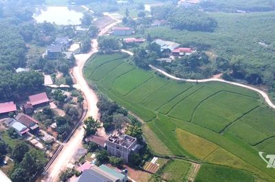 Mở đường từ sức dân