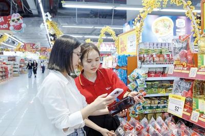 Tiêu dùng cuối năm 2026: Sức mua tăng tốc, dư địa nào cho thị trường nội địa?