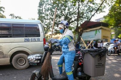 Hà Nội cơ giới hóa thu gom rác: Giảm sức người, tăng năng suất