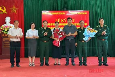 Đồn Biên phòng Cửa khẩu quốc tế Trà Lĩnh ký kết phối hợp vận hành trường nội trú liên cấp