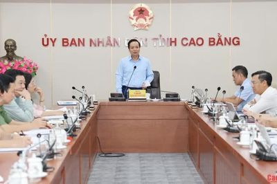 Chủ tịch UBND tỉnh Lê Hải Hòa: Đẩy nhanh tiến độ chuẩn bị Hội thảo khoa học quốc tế 'Phát triển kinh tế và thương mại xuyên biên giới'