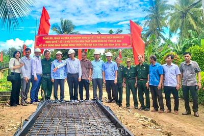 Củng cố lòng dân từ những việc làm thiết thực