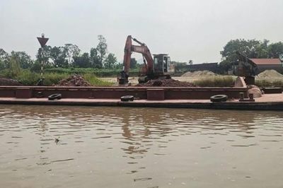 Hải Phòng: Lực lượng liên ngành phát hiện, xử lý 2 bến thủy 'chui' trên tuyến Bạch Đằng