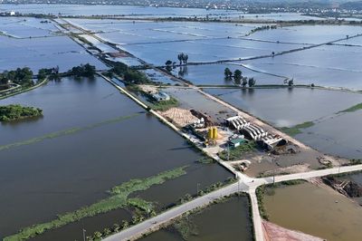 Nước bủa vây, tiến độ dự án đường huyết mạch hơn nghìn tỷ ở Huế 'hụt hơi'