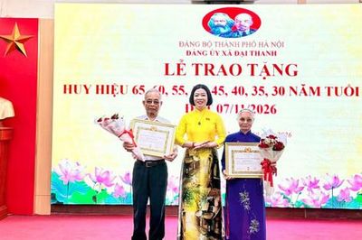 Đảng bộ xã Đại Thanh trao tặng Huy hiệu Đảng cho 130 đảng viên