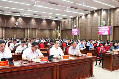 Xác định lại vị trí việc làm để xây dựng phương án biên chế, cải cách tiền lương
