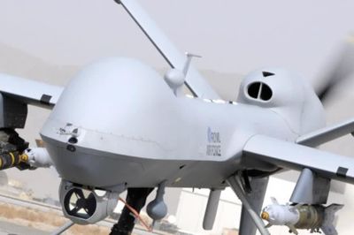 Iran tuyên bố bắn hạ 'Ác điểu' MQ-9, buộc tàu chiến Mỹ lùi cách xa Hormuz 700 km
