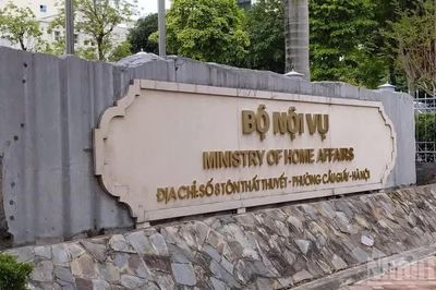 Hơn 220 thủ tục hành chính cung cấp dịch vụ công trực tuyến về lĩnh vực nội vụ