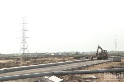 Cần Thơ sử dụng cát biển san lấp hạ tầng khu công nghiệp vùng nước ngọt