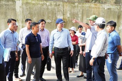 Phó Chủ tịch Thường trực HĐND Trần Phước Sơn yêu cầu tháo gỡ vướng mắc, sớm đưa các nhà máy xử lý rác vào vận hành