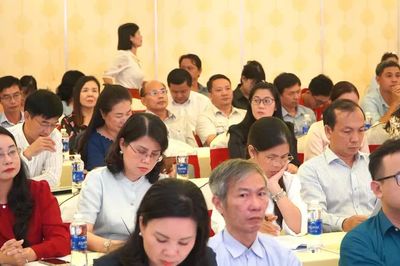 Đề xuất chính sách hỗ trợ học nghề cho người lao động