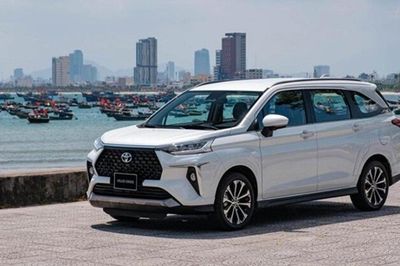 Cập nhật bảng giá lăn bánh xe Toyota Veloz Cross tháng 10/2026 mới nhất