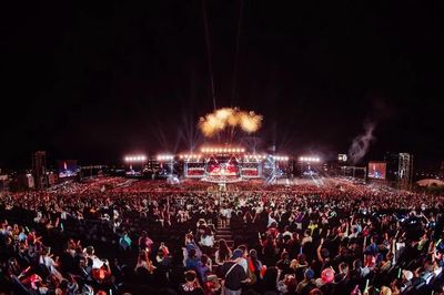 Bóc tách lợi nhuận từ siêu concert cả vạn người