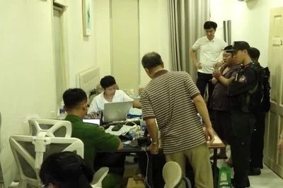 Kiểm tra 4 biệt thự ở Nha Trang, công an phát hiện nhiều người Trung Quốc dương tính với ma túy