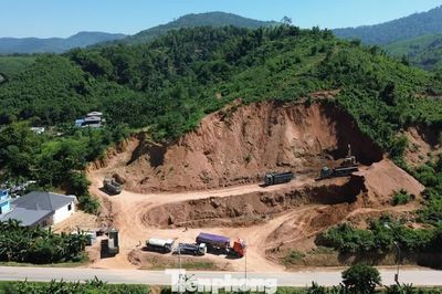 Vụ khởi tố cả Bí thư, Chủ tịch xã ở Phú Thọ: Trước khi bị bắt, cán bộ xã nói làm 'hợp pháp'