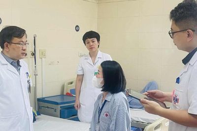 Trên mạng nhiều người nói khéo, bệnh nhân dễ tin hơn bác sĩ