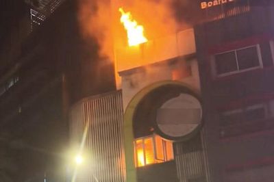 Cháy quán phở cuốn Hương Mai trên phố Hoàng Cầu, Hà Nội
