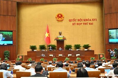 Hôm nay, Quốc hội thảo luận loạt dự án luật về ngân sách, thuế, đấu thầu