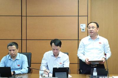 ĐBQH tỉnh Nghệ An đề nghị đổi mới cơ chế ngân sách, siết trách nhiệm trong đấu thầu