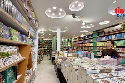 Làm mới sách để nuôi dưỡng thế hệ bạn đọc trẻ