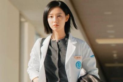 Kim Ji Won lập thành tích đáng nể