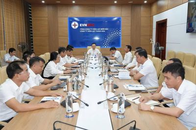 Công ty Điện lực Thanh Hóa tổ chức Hội nghị nhận xét, đánh giá, xếp loại với người đứng đầu