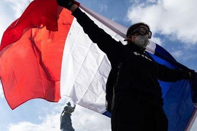 ‘Quá lớn để cứu vãn’: Pháp gợi lại bóng ma khủng hoảng nợ công năm 2015